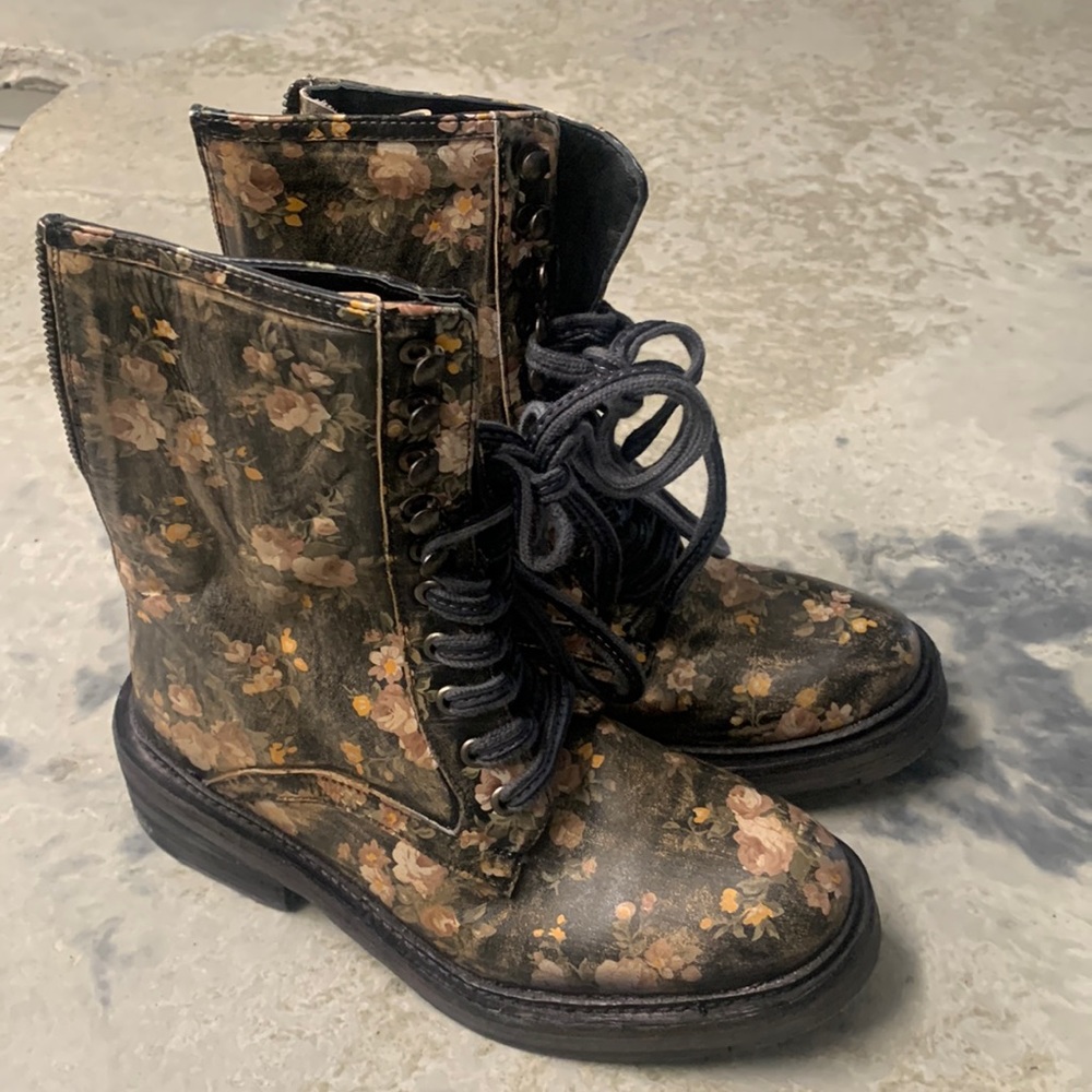 Free People Santa Fe Lace up boot
